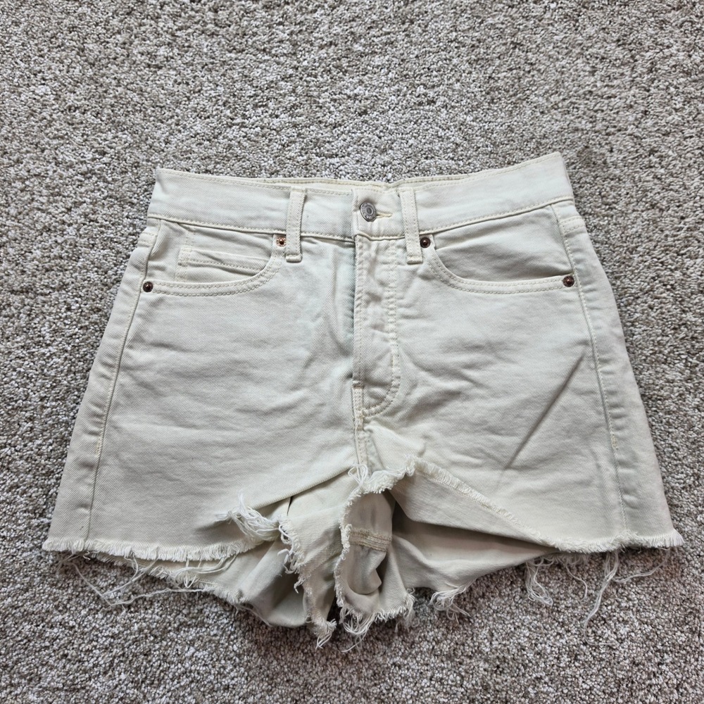 Old Navy Sky-Hi A-Line Shorts Womens 4 Cream High Rise Button Fly Raw Hem Denim